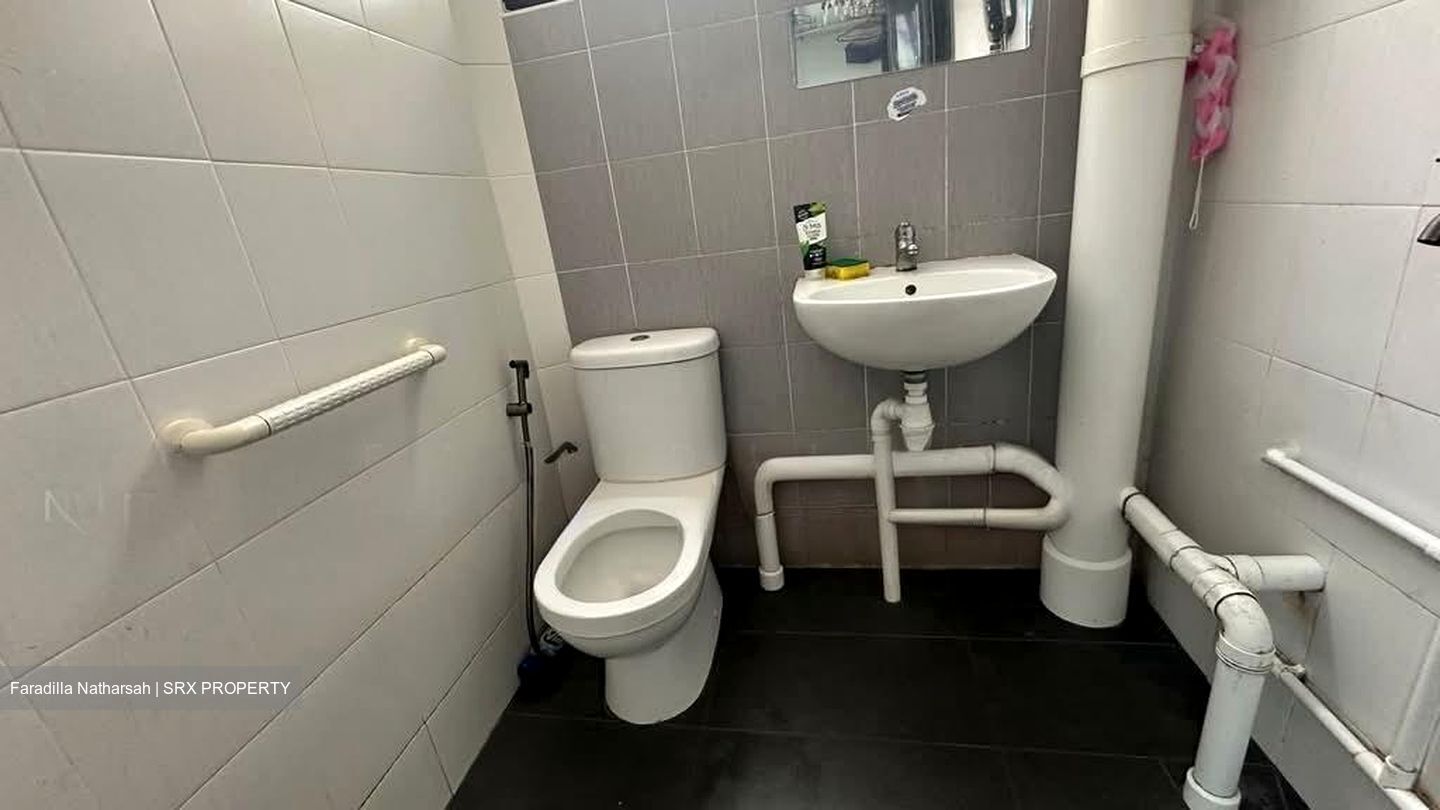 Blk 408 Bukit Batok West Avenue 4 (Bukit Batok), HDB 3 Rooms #595222851